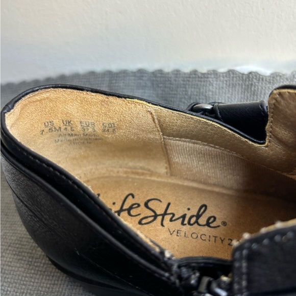 Life Stride Black Ankle Boots , Size 7.5 - Picture 7 of 10